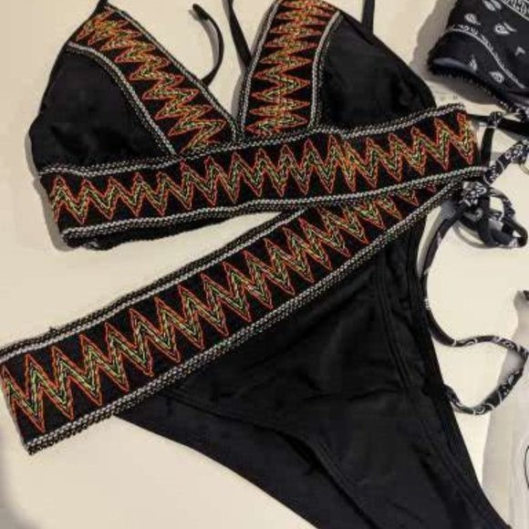 (2) NEW Shein Bikinis - Picture 2 of 7